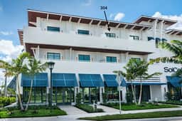 SoCe Flats 304