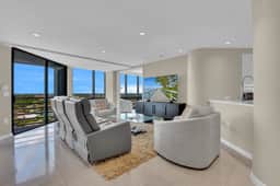 Park Shore Penthouse
