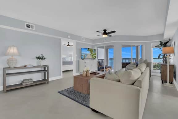 Grand Bay 401