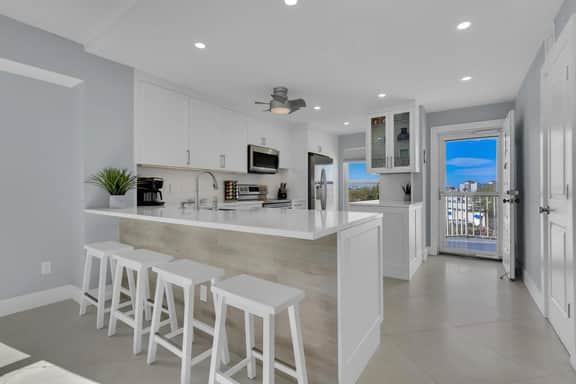 Grand Bay 401