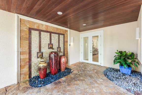 Palm Cove Retreat