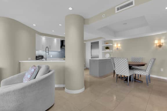 Park Shore Penthouse