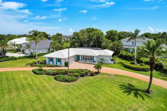 Aqua Cottage
