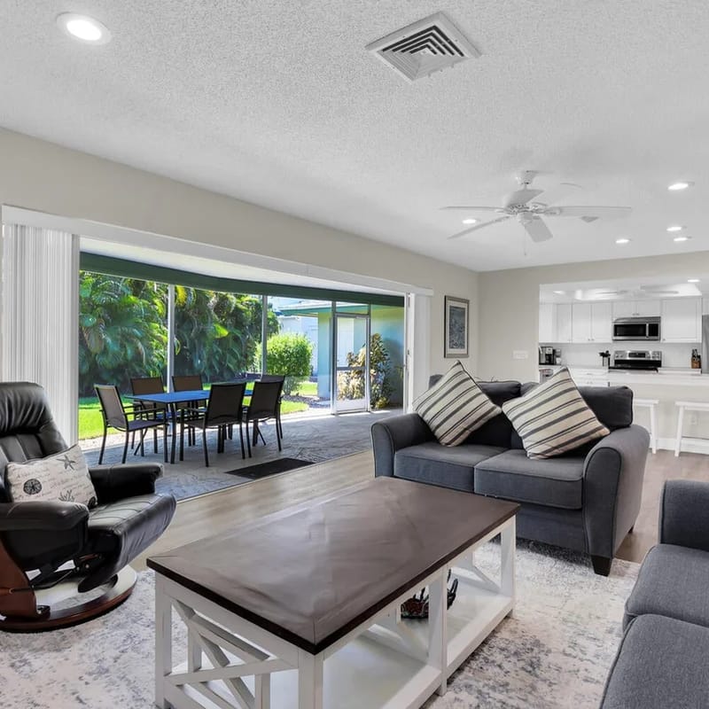 1st Ave Beach House